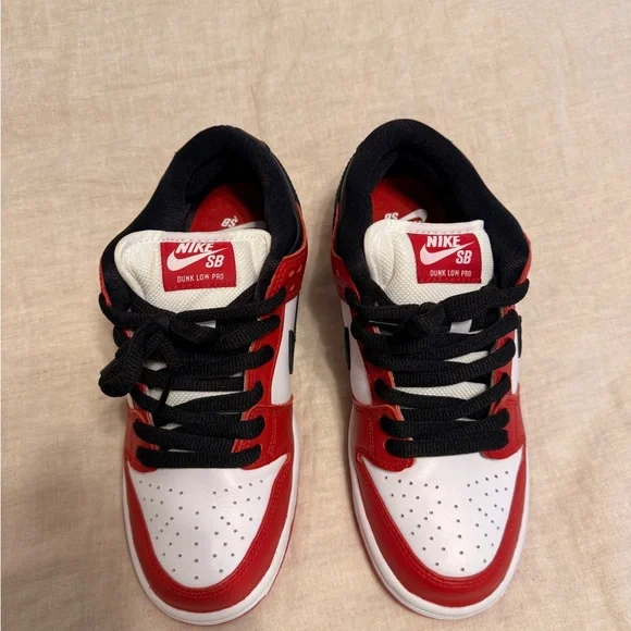 Nike SB Dunk low pro ‘J-pack Chicago’ sneakers varsity red size 38 /5.5 EUC